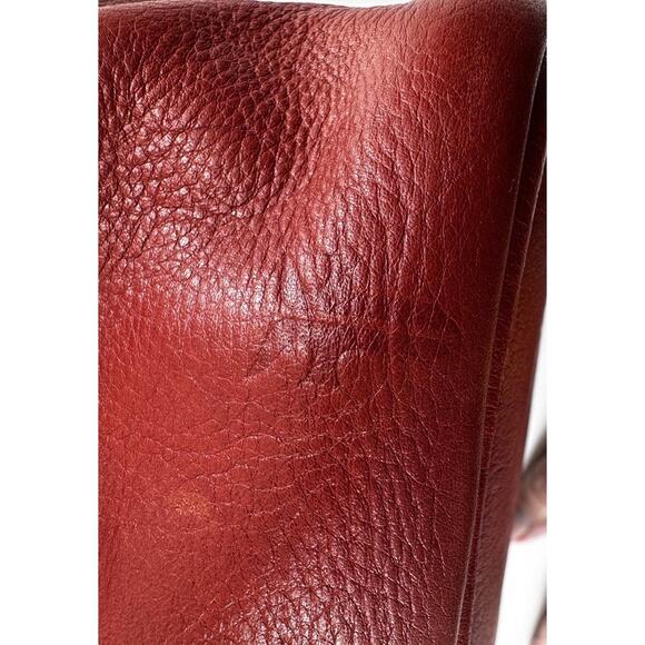 Frye Red Leather Hobo Bag – Slouchy Shoulder Purse with Brass Hardware - Picture 6 of 9